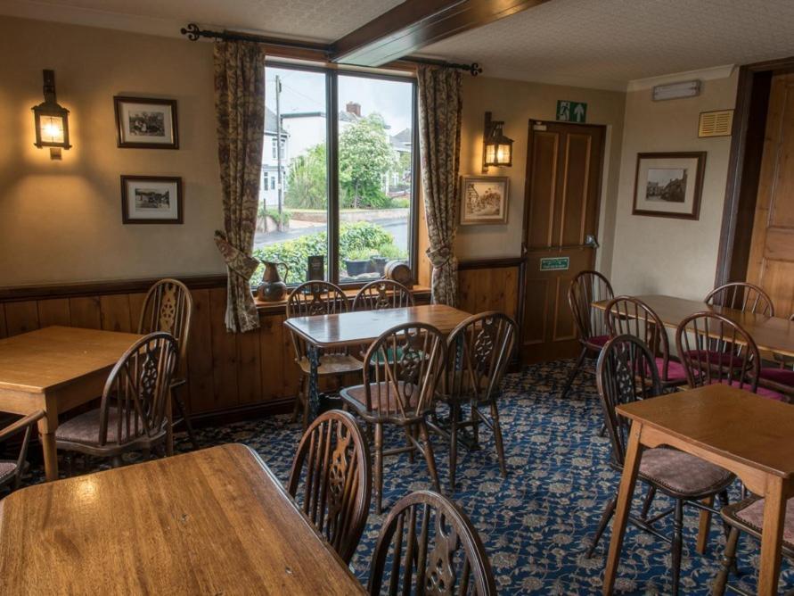The Olde Peculiar Hotel Rugeley Exterior photo